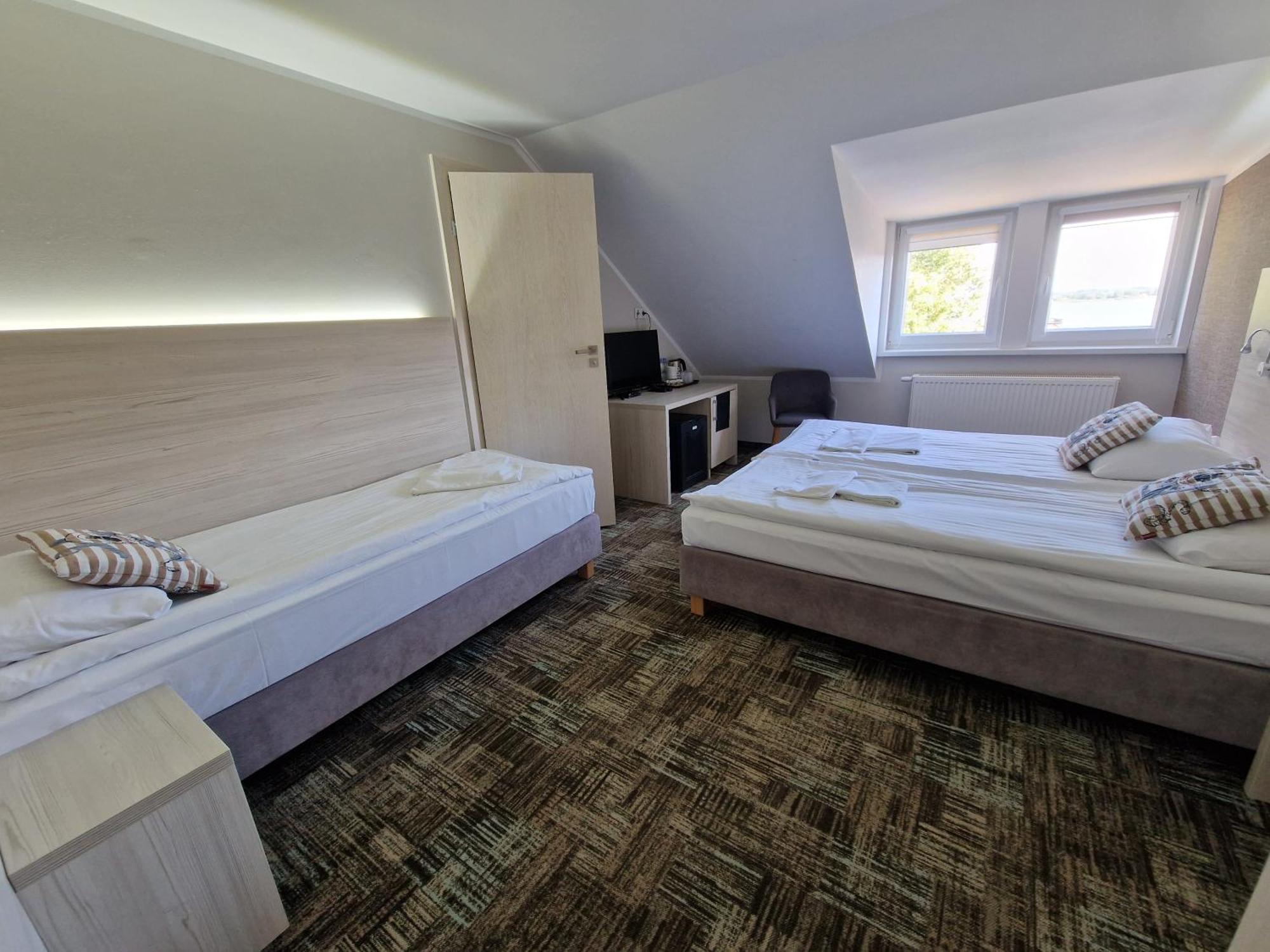Willa Nest Unieście Dış mekan fotoğraf