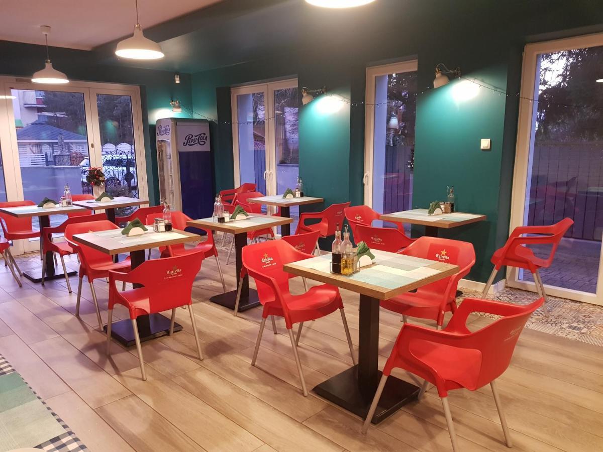 Willa Nest Unieście Dış mekan fotoğraf